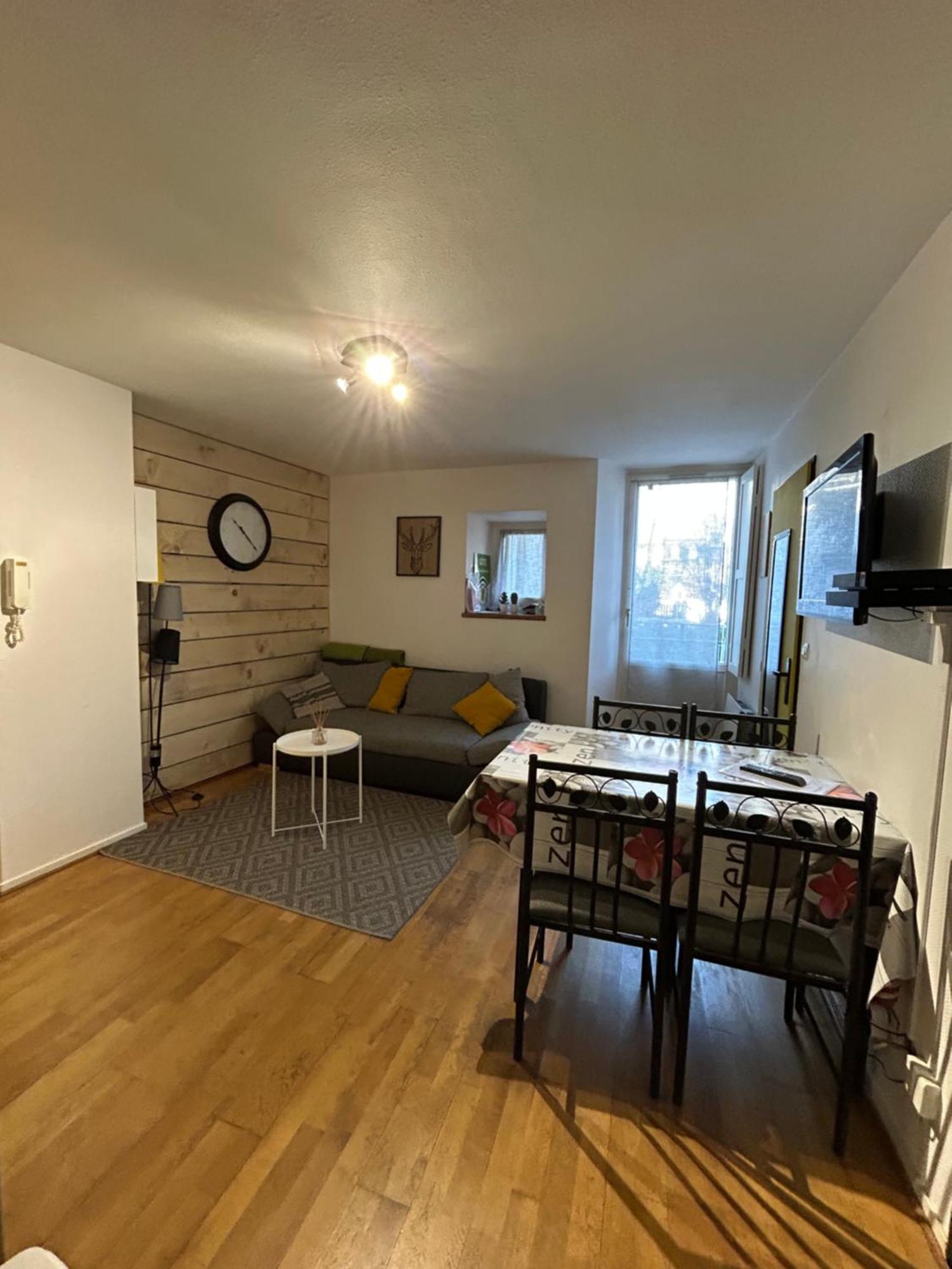 Appt Entier Rdc 1 Chambre Allee D'Etigny Bagneres-de-Luchon Ngoại thất bức ảnh