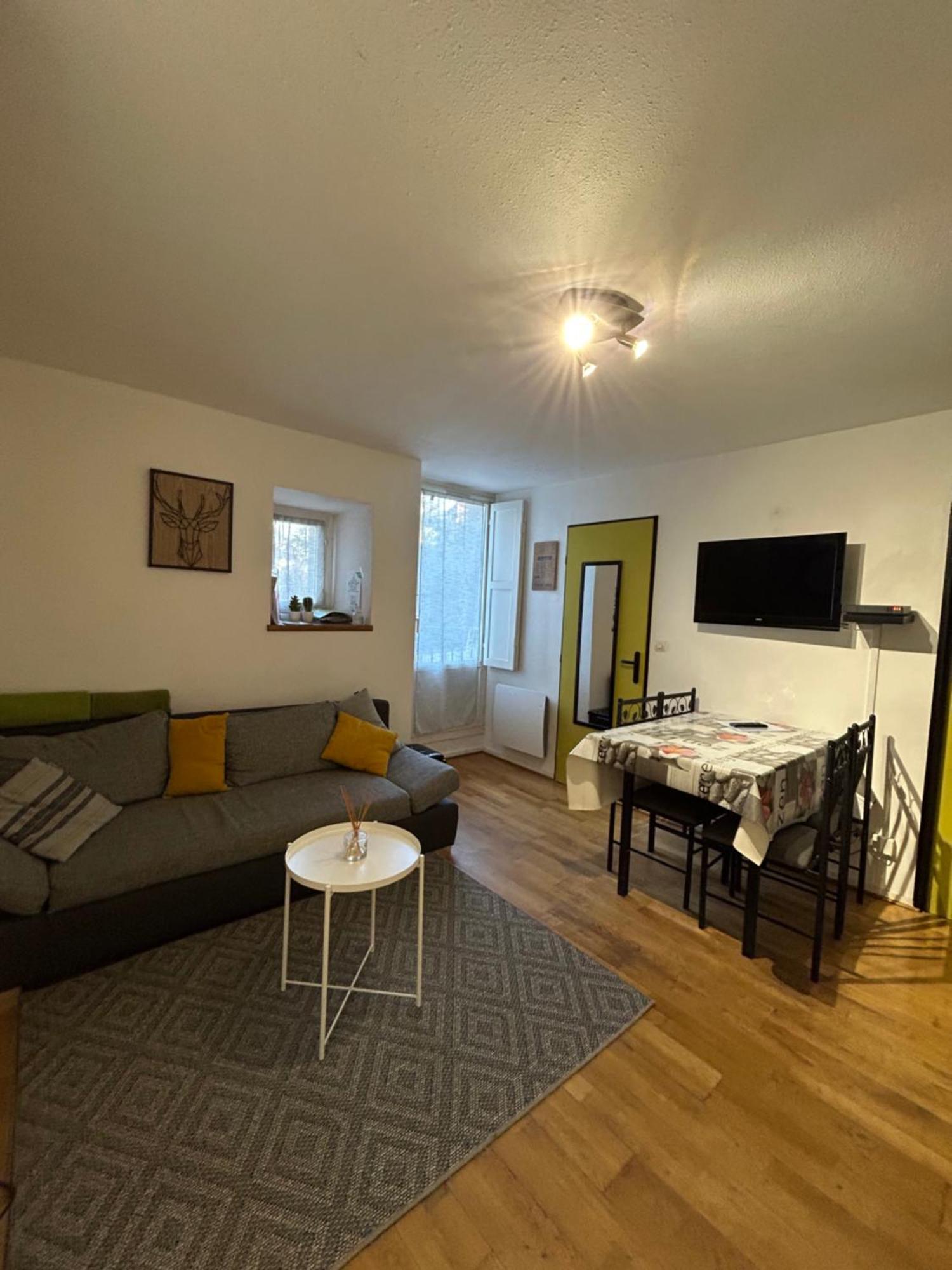 Appt Entier Rdc 1 Chambre Allee D'Etigny Bagneres-de-Luchon Ngoại thất bức ảnh